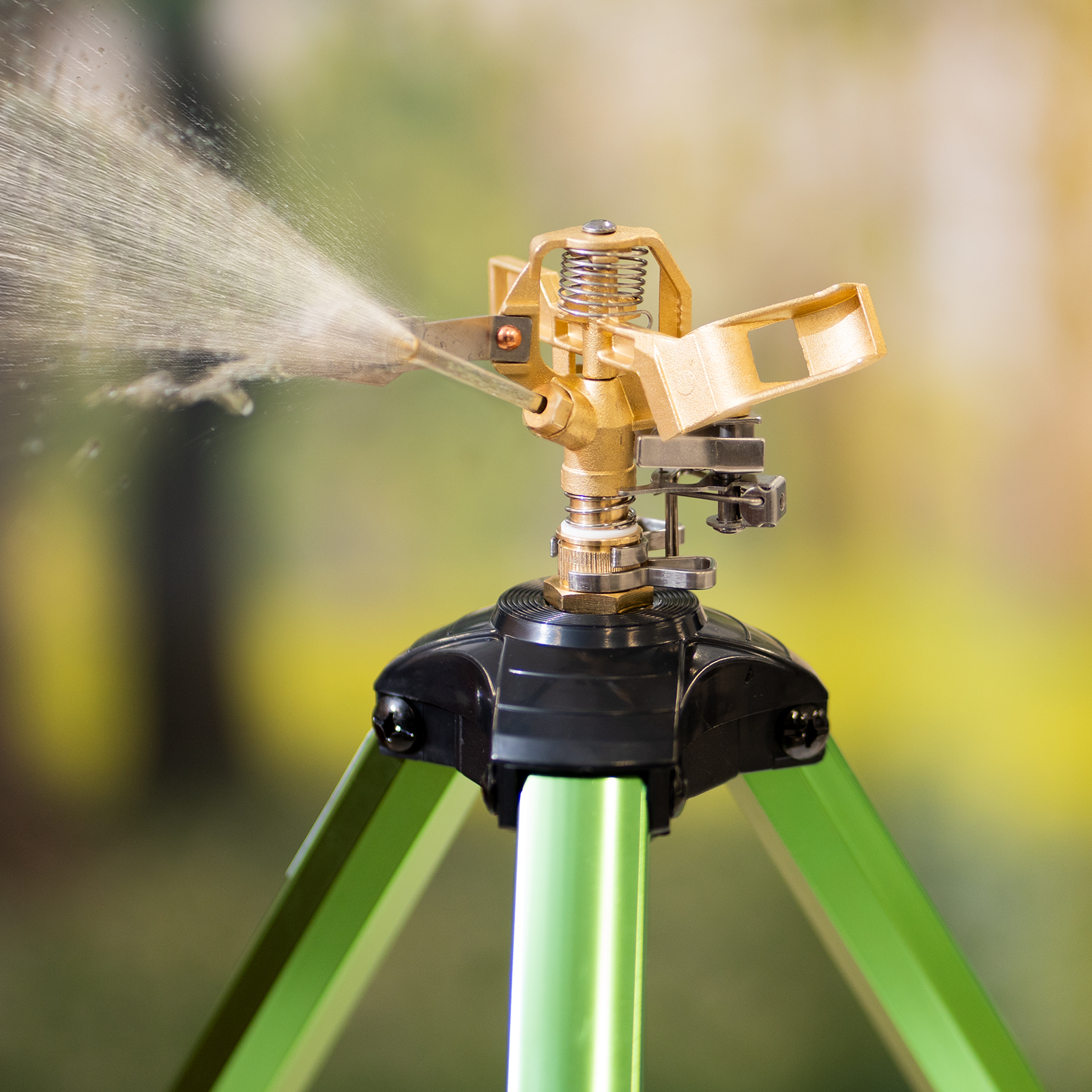 VEVOR Tripod Sprinkler 360° Spray Heavy Duty Sprinklers for Lawn Garden 1/2 Pack