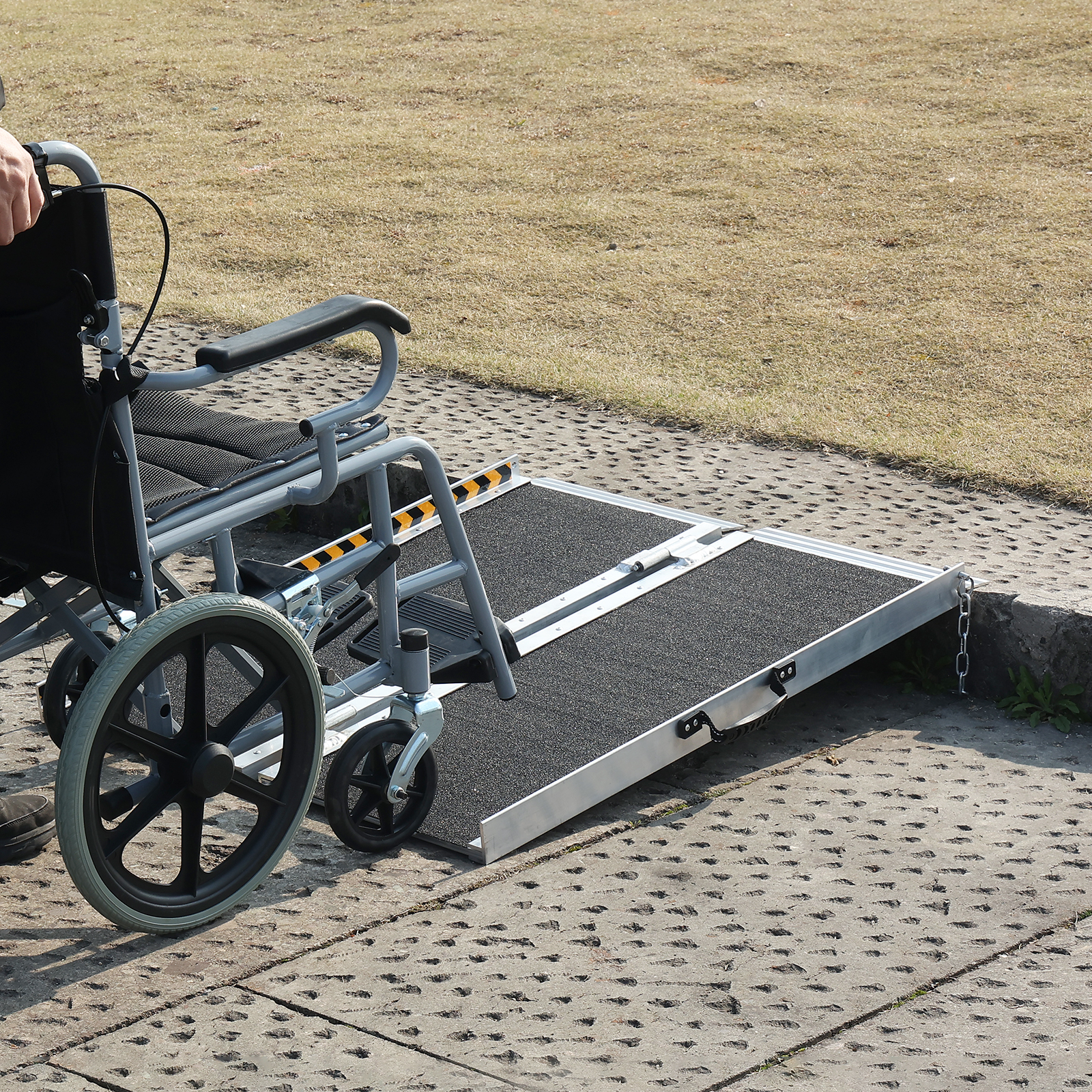 VEVOR Folding Wheelchair Ramp Portable Aluminum Threshold Ramp 305 outlet cm 363 kg